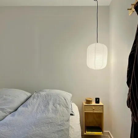 Сasa de vacaciones Be Surrounded By Trees In A Thatched Nykøbing Sjælland