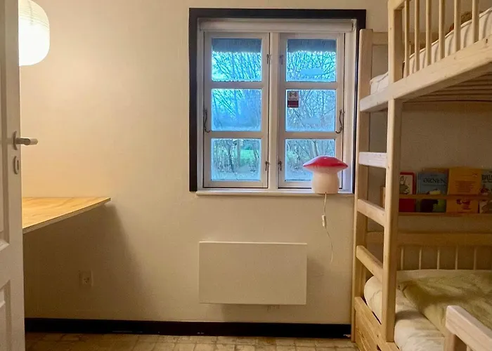 Сasa de vacaciones Be Surrounded By Trees In A Thatched *